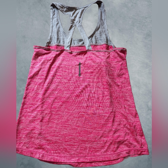 Sm Reebok athletic tank - Picture 2 of 3